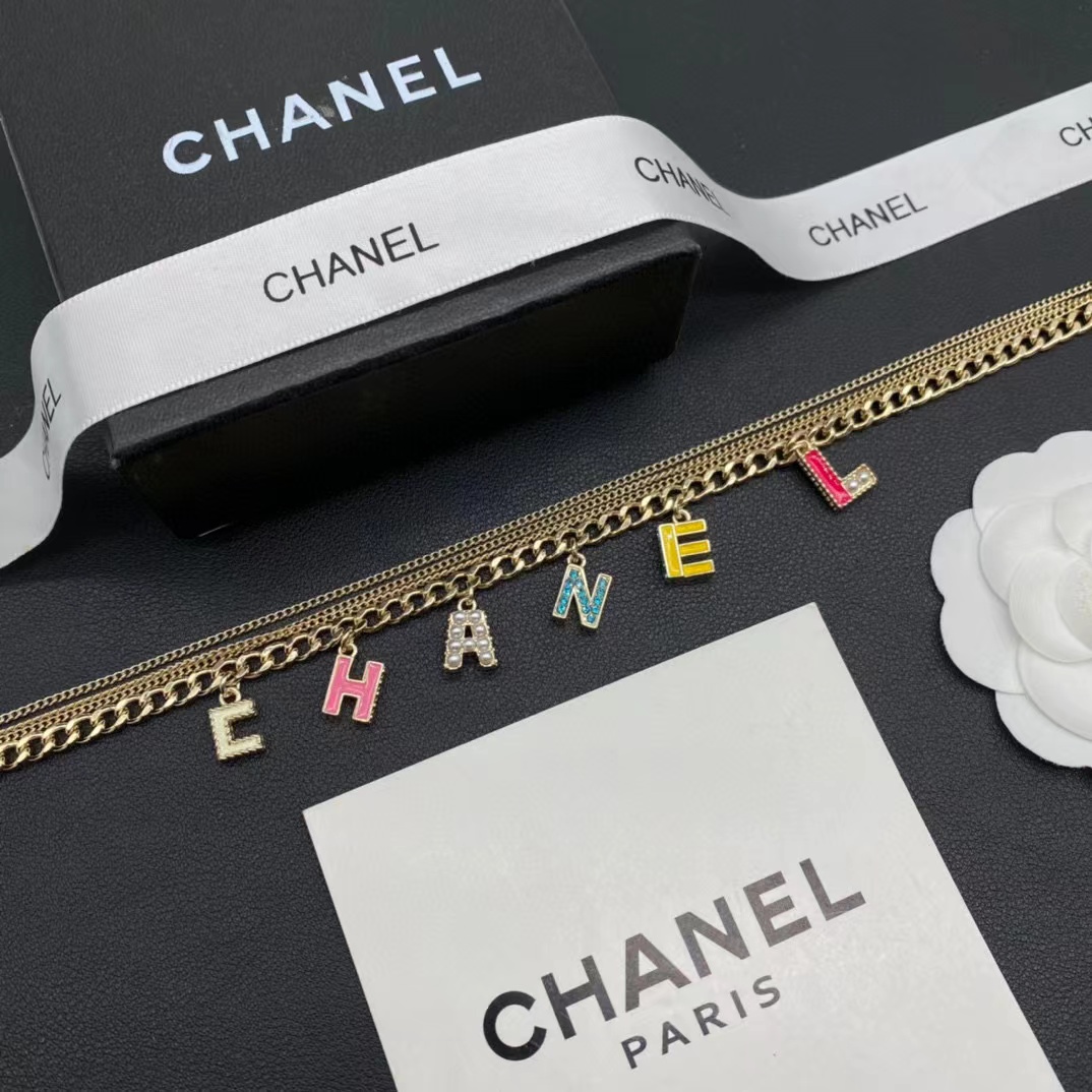 CHANE1 ダブルCカラーレターネックレス【50％割引+送料無料】