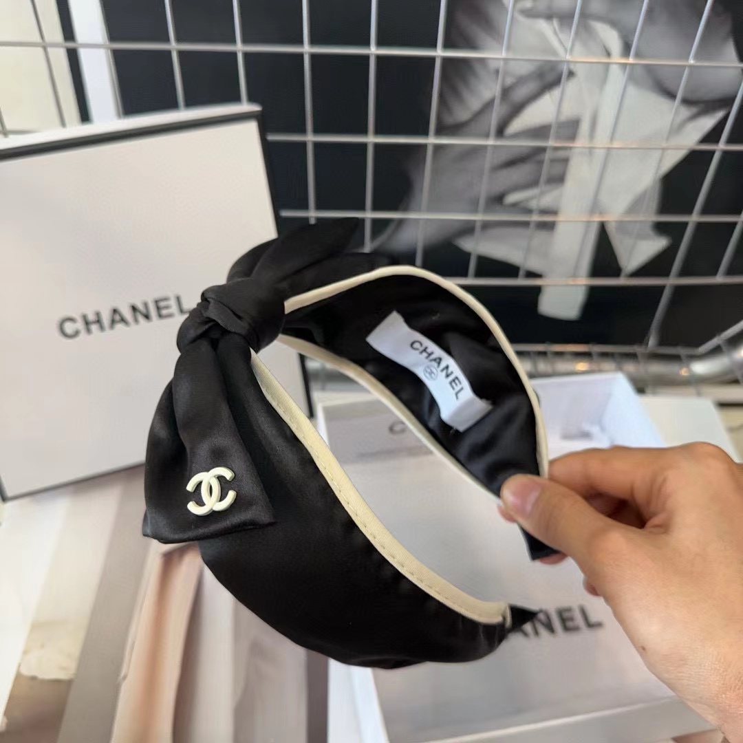 CHANE1 黒と白のカラーマッチング弓ヘッドバンド【50％割引+送料無料】
