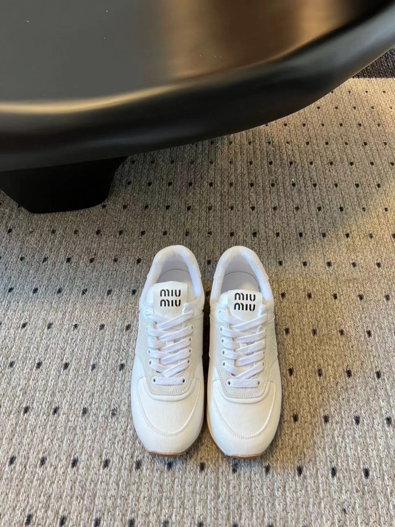 M1UM1U 高品質カジュアルスポーツシューズ【50％割引+送料無料】