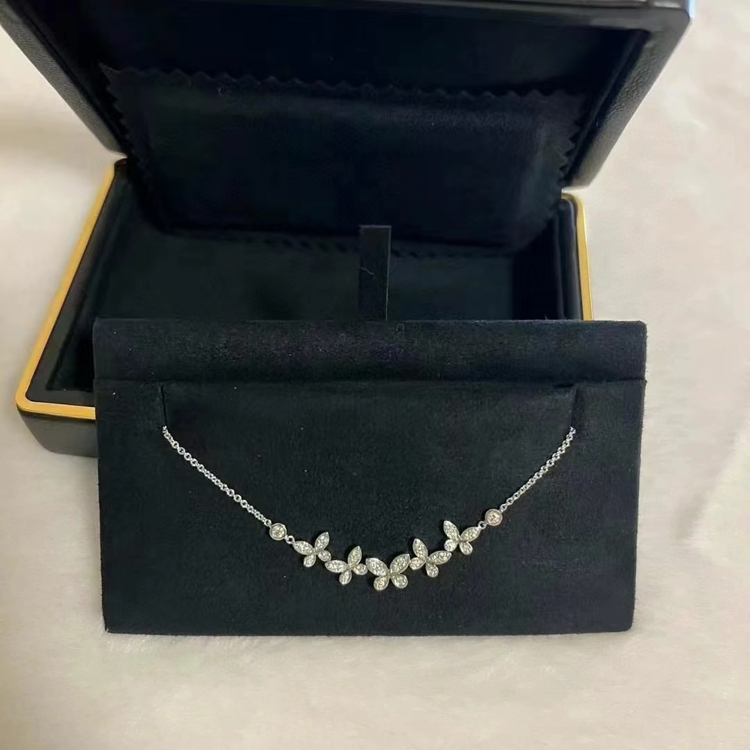 GRAFF ダイヤモンド四つ葉クローバー ネックレス【50％割引+送料無料】