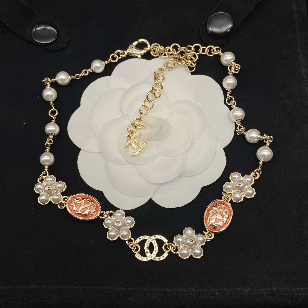 CHANE1 ダブルCロゴ ファイブフラワー ネックレス【50％割引+送料無料】