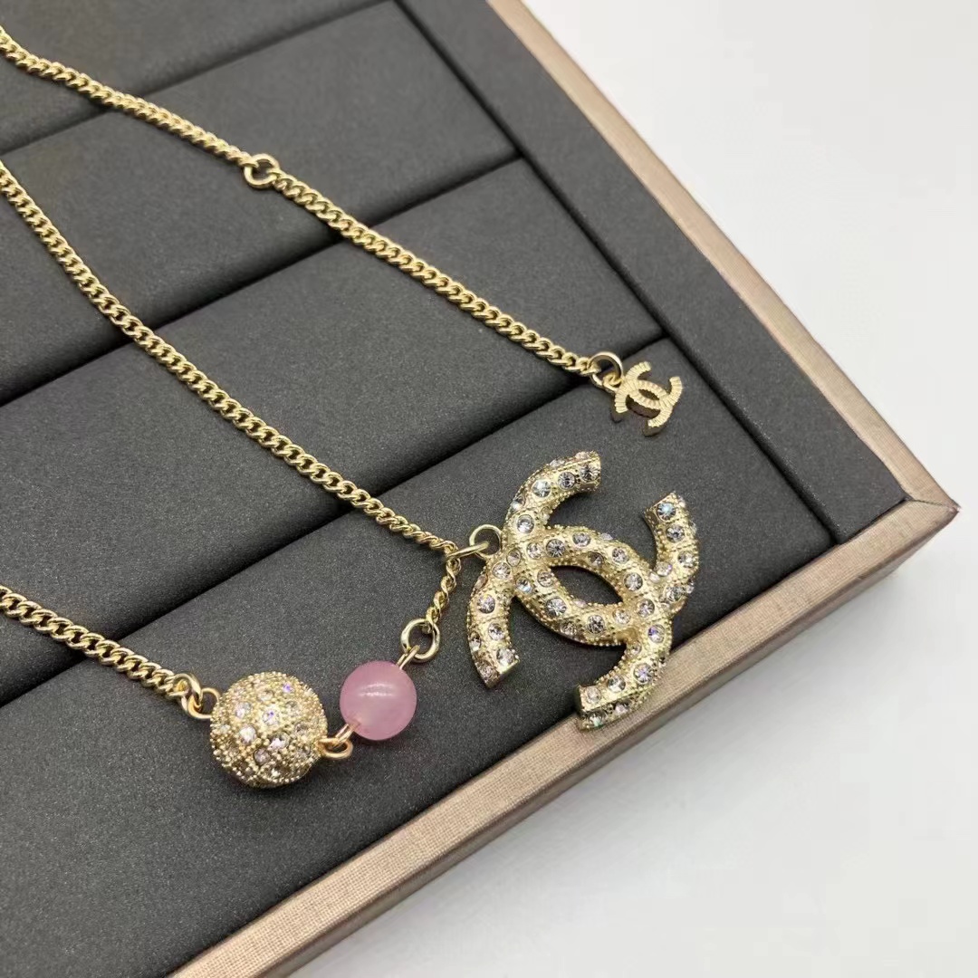 CHANE1 ダブルC ラージロゴネックレス【50％割引+送料無料】