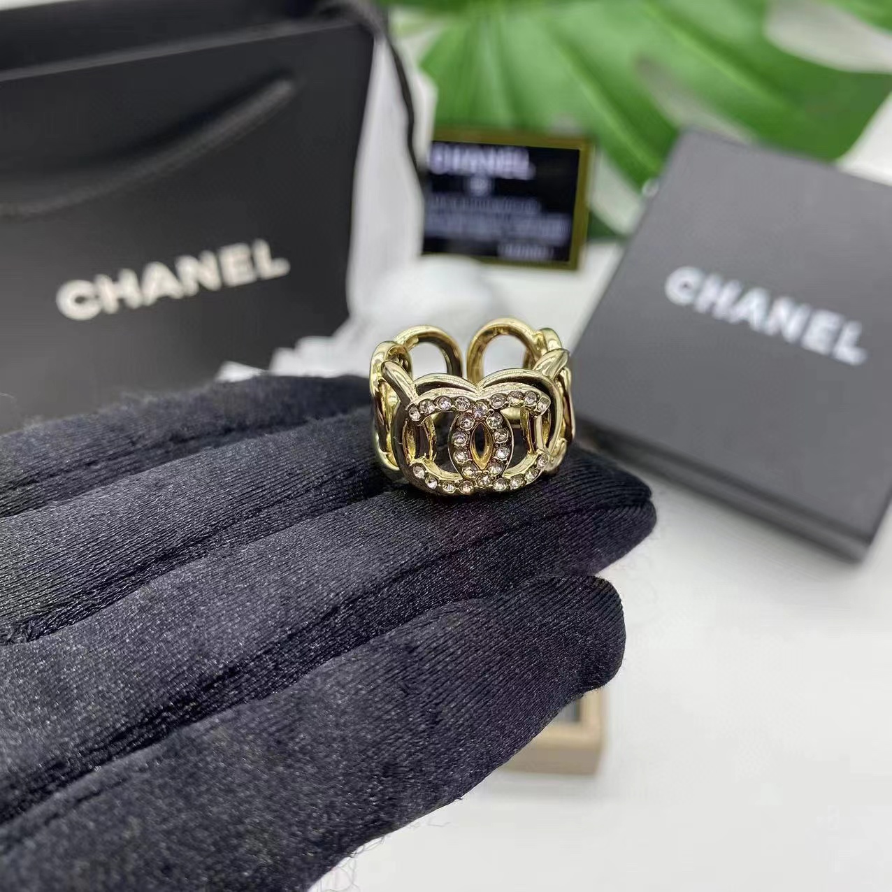 CHANE1 ダブルC中空リング【50％割引+送料無料】