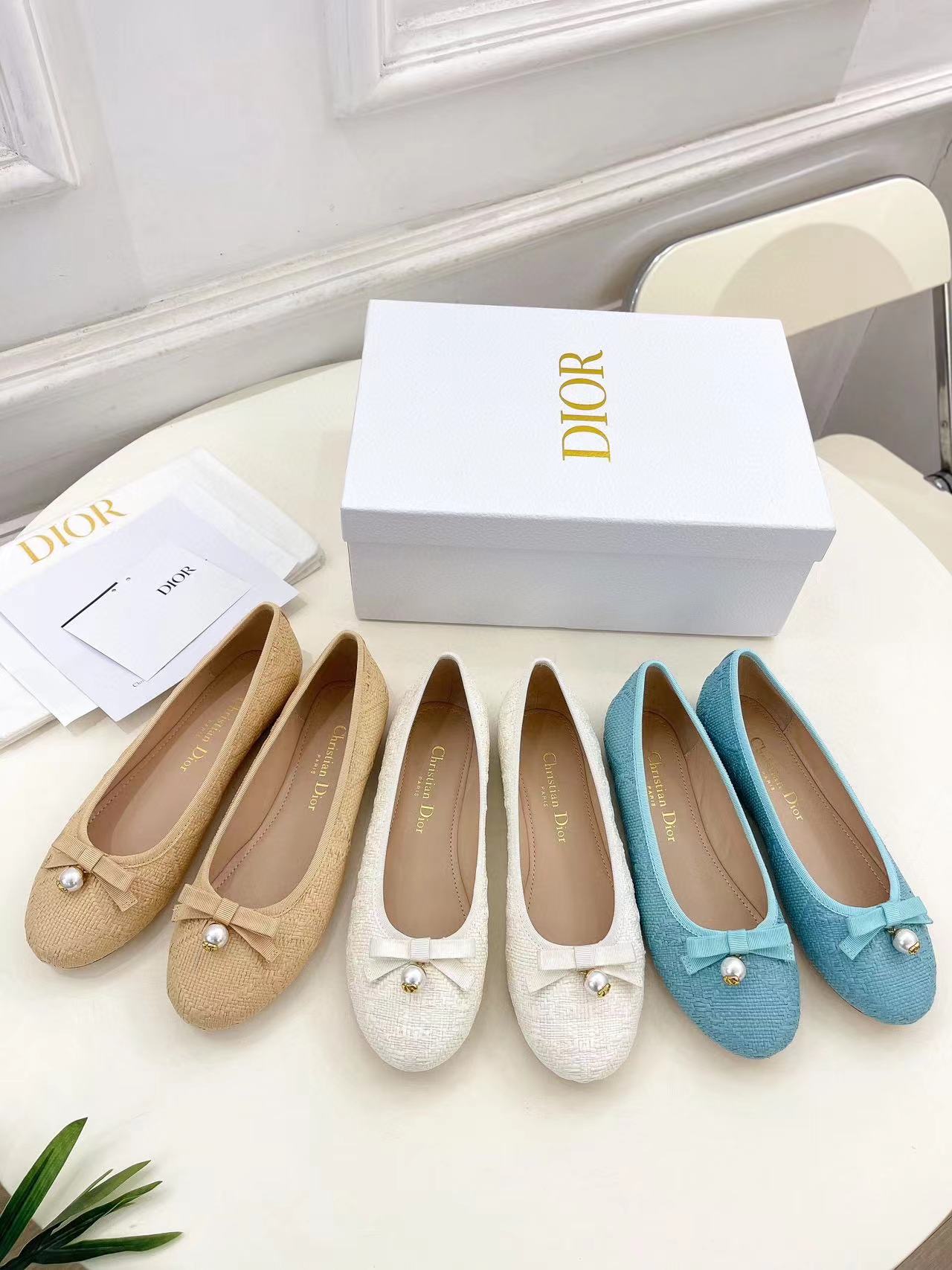 DI0R 高級パールフラットサンダル【50％割引+送料無料】