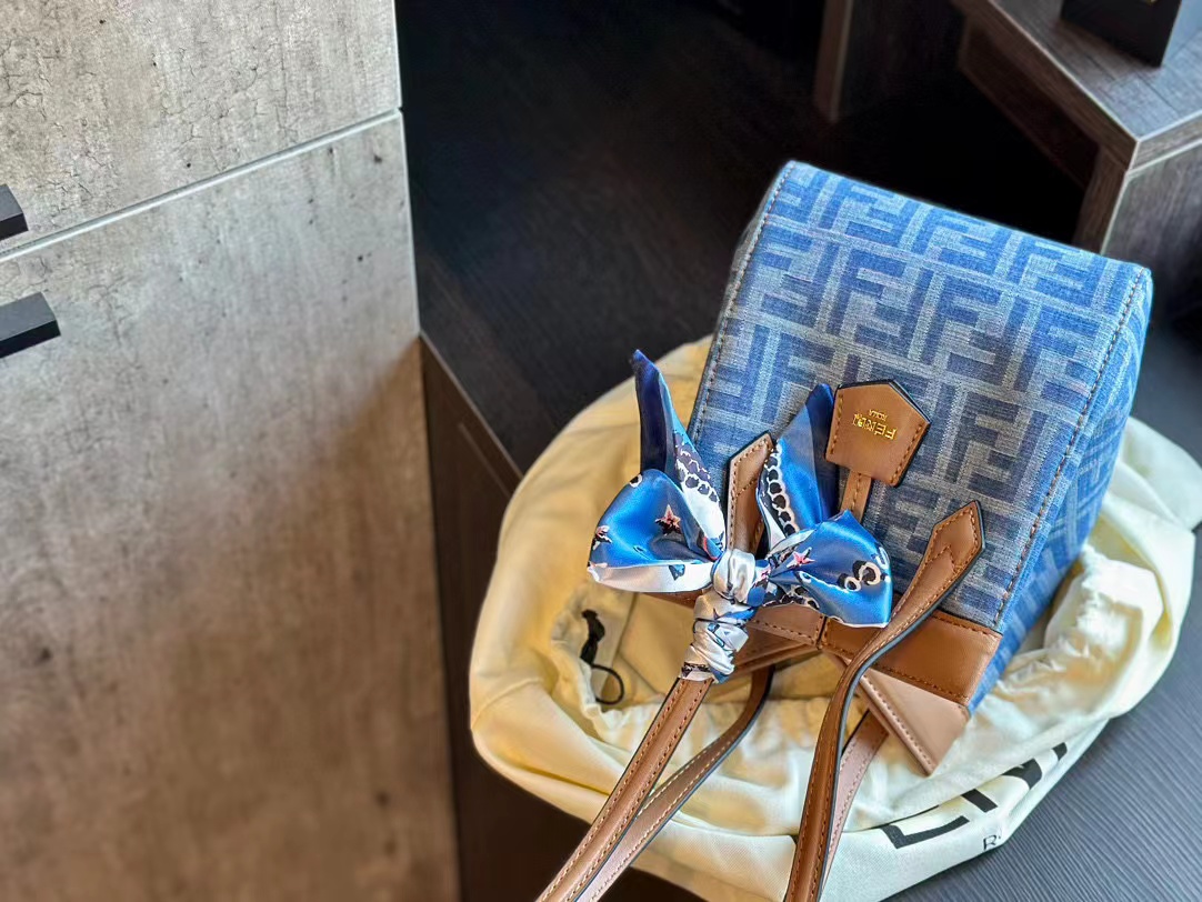 FEND1 FF デニムバケットトートバッグ【50％割引+送料無料】