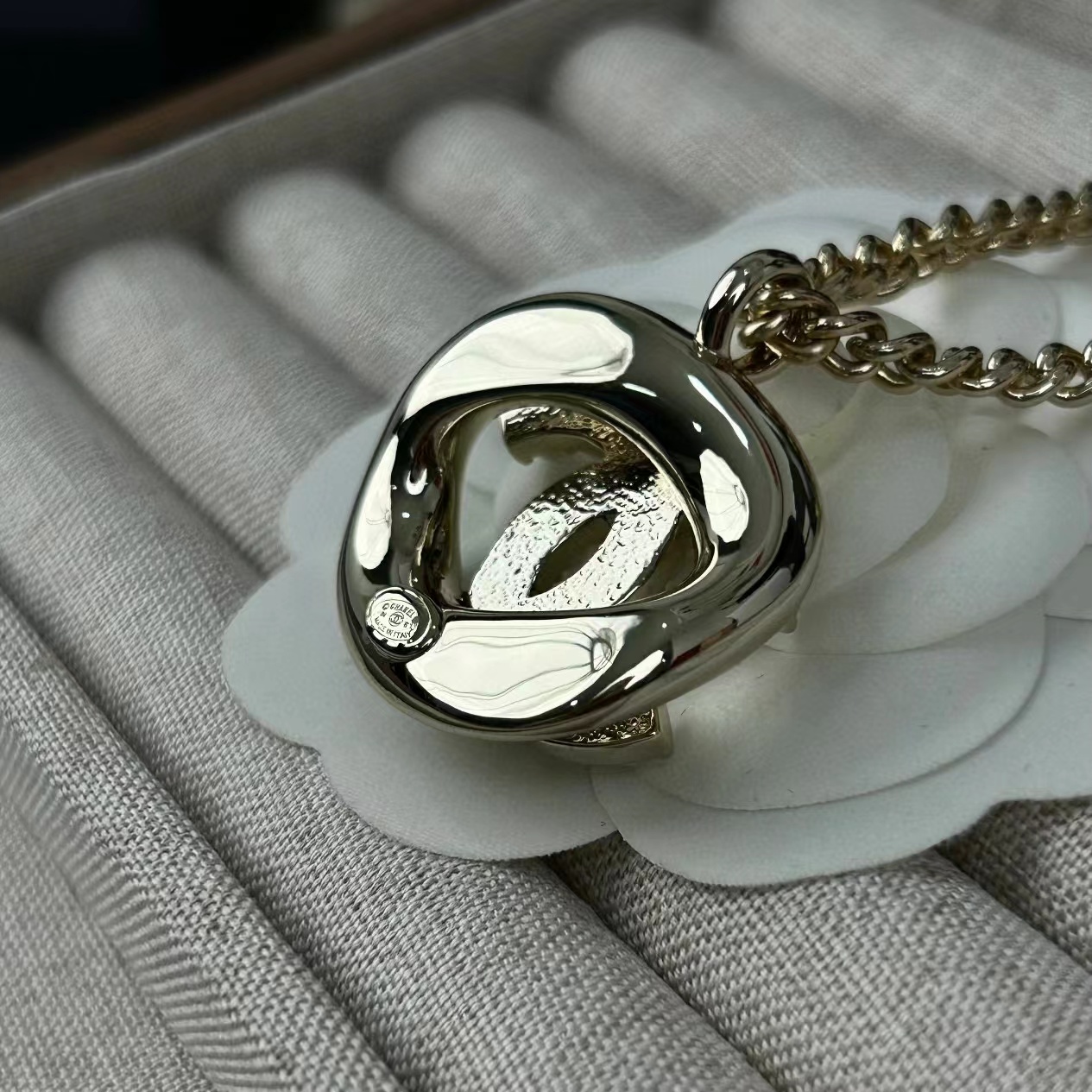 CHANE1 スクエア ダブルC パールネックレス【50％割引+送料無料】