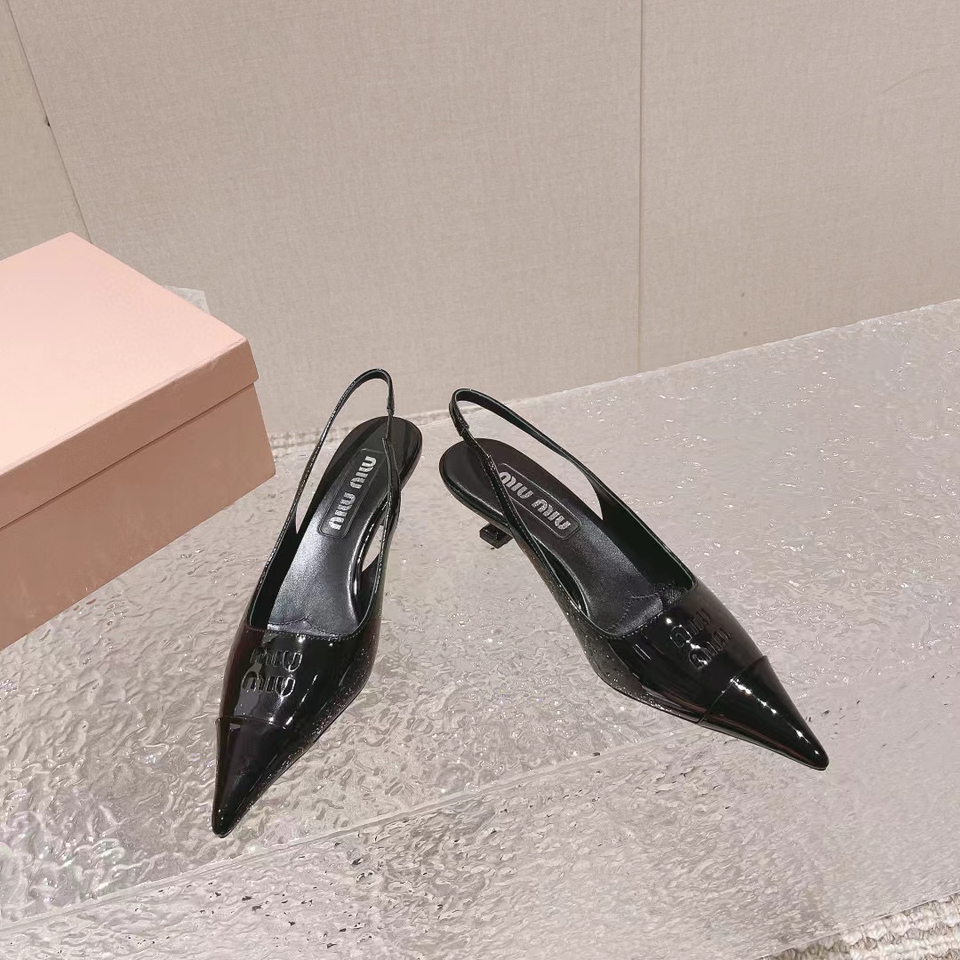 M1UM1U 高品質メリージェーン ポインテッドトゥ ハイヒール【50％割引+送料無料】