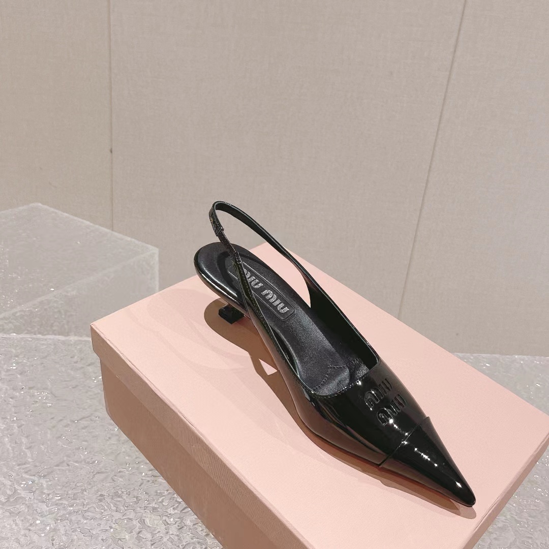 M1UM1U 高品質メリージェーン ポインテッドトゥ ハイヒール【50％割引+送料無料】