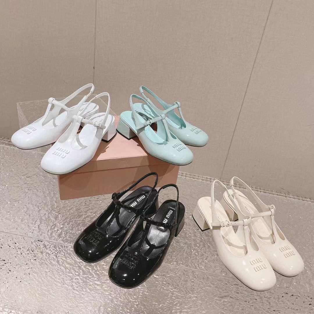 M1UM1U 高品質メリージェーン ローヒール【50％割引+送料無料】