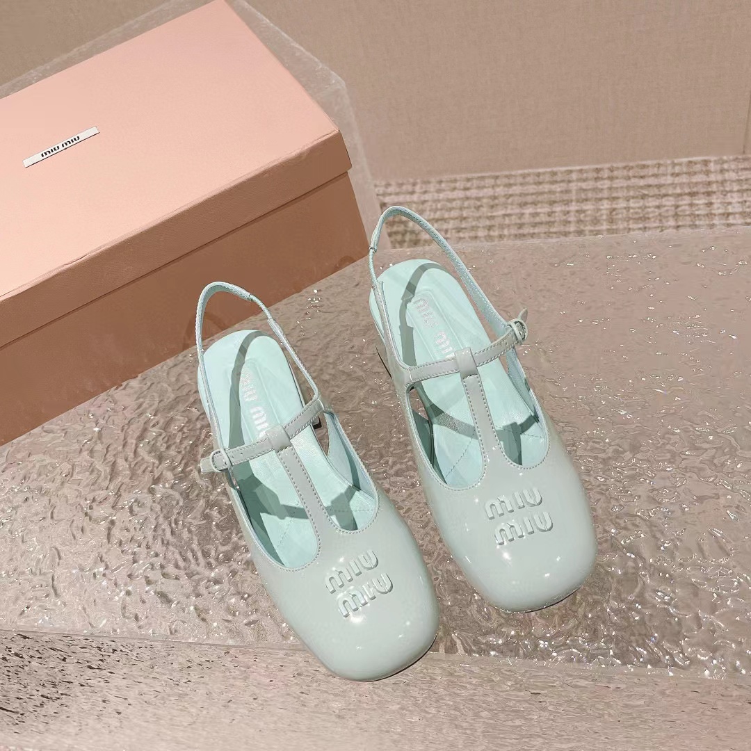 M1UM1U 高品質メリージェーン ローヒール【50％割引+送料無料】