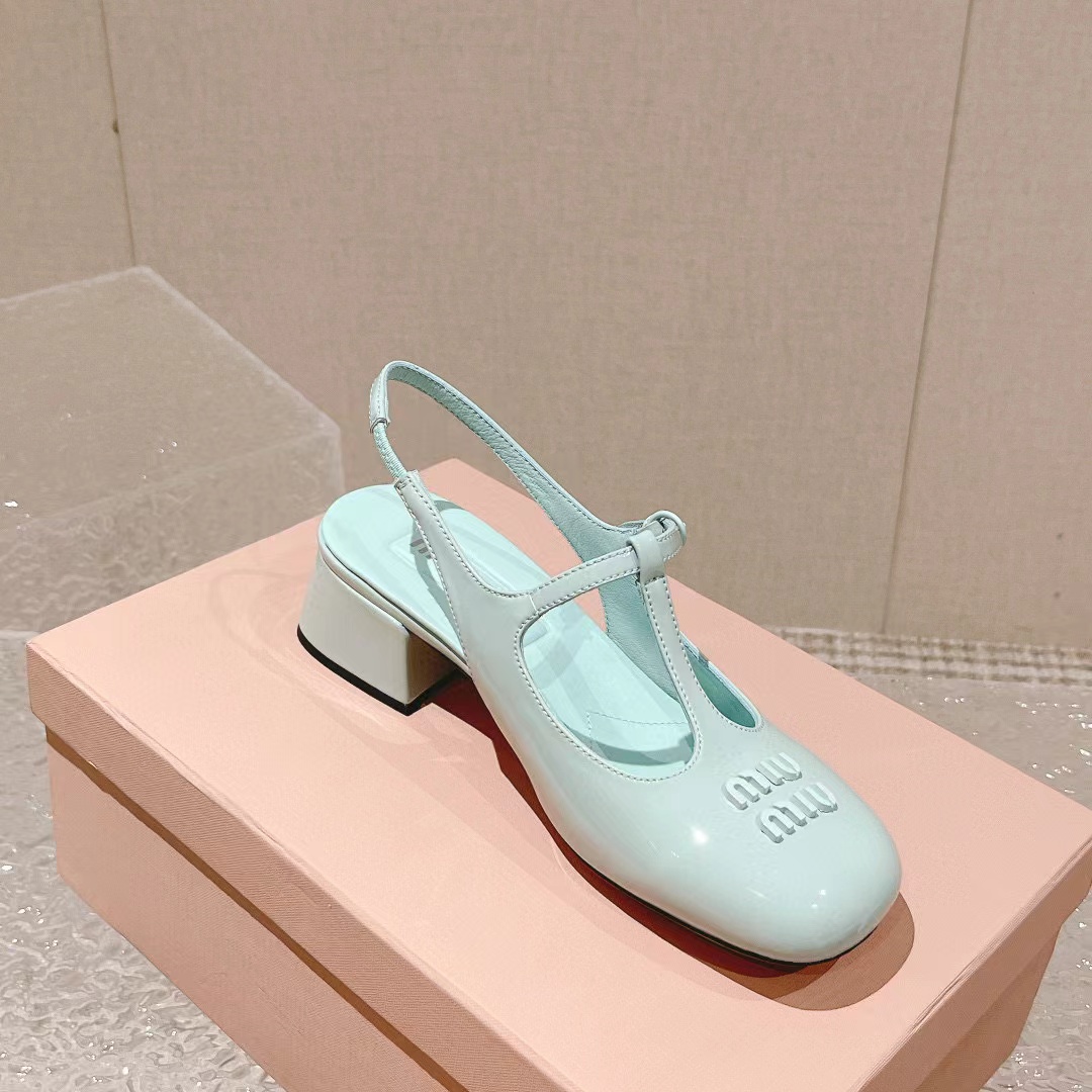 M1UM1U 高品質メリージェーン ローヒール【50％割引+送料無料】