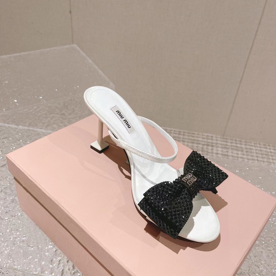 M1UM1U 高品質ダイヤモンドボウハイヒール【50％割引+送料無料】