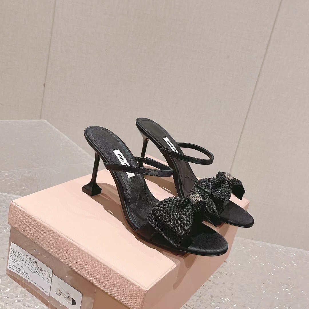 M1UM1U 高品質ダイヤモンドボウハイヒール【50％割引+送料無料】