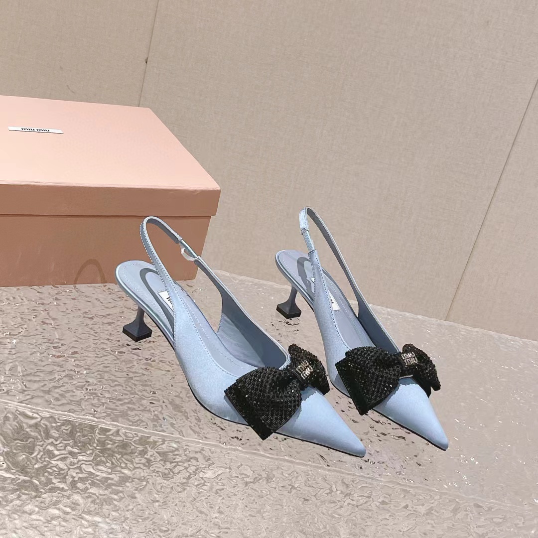 M1UM1U 高品質ポインテッドトゥボウハイヒール【50％割引+送料無料】