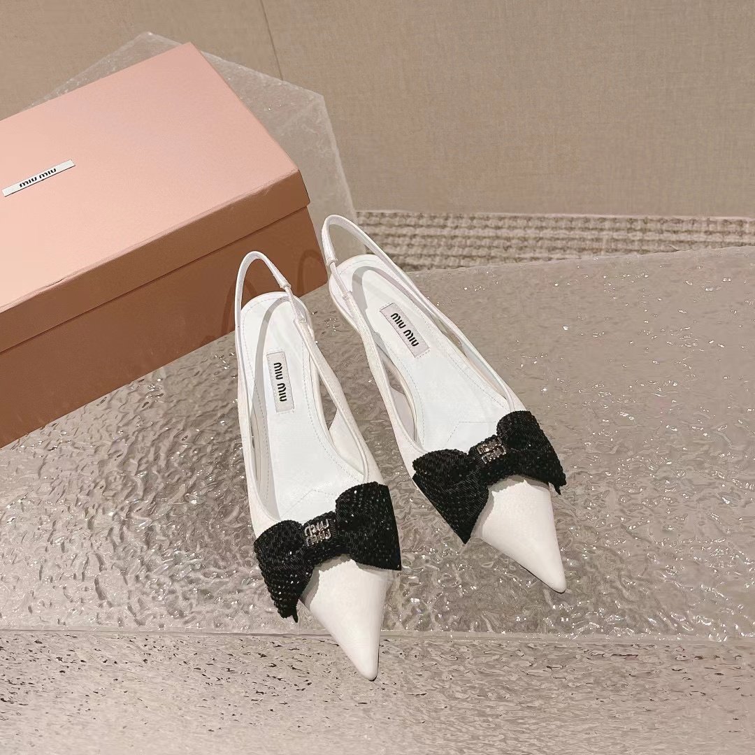 M1UM1U 高品質ポインテッドトゥボウハイヒール【50％割引+送料無料】