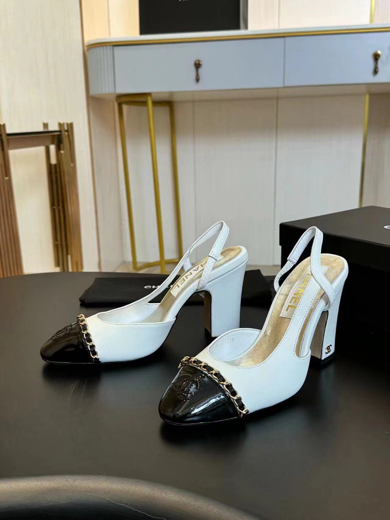 CHANE1 高品質カラーブロック ダブルCロゴサンダル【50％割引+送料無料】