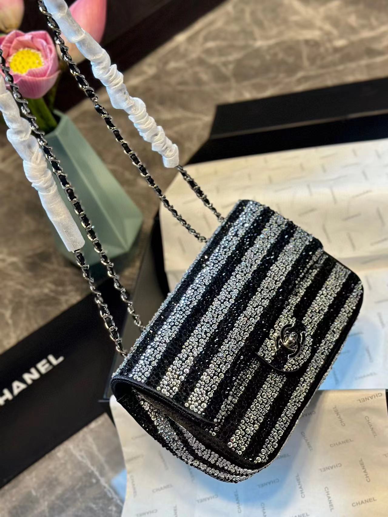 CHANE1 カスミソウ CF チェーンショルダー クロスボディバッグ【50％割引+送料無料】