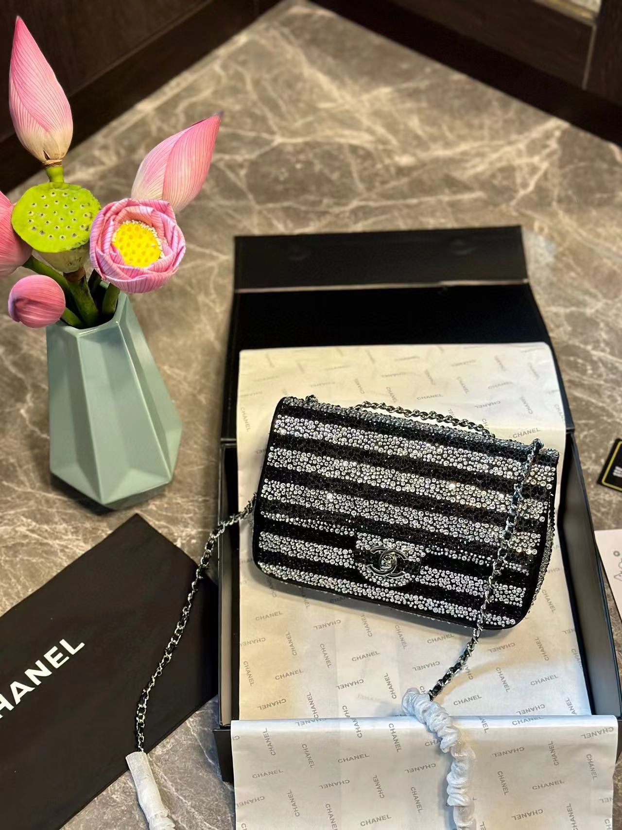 CHANE1 カスミソウ CF チェーンショルダー クロスボディバッグ【50％割引+送料無料】