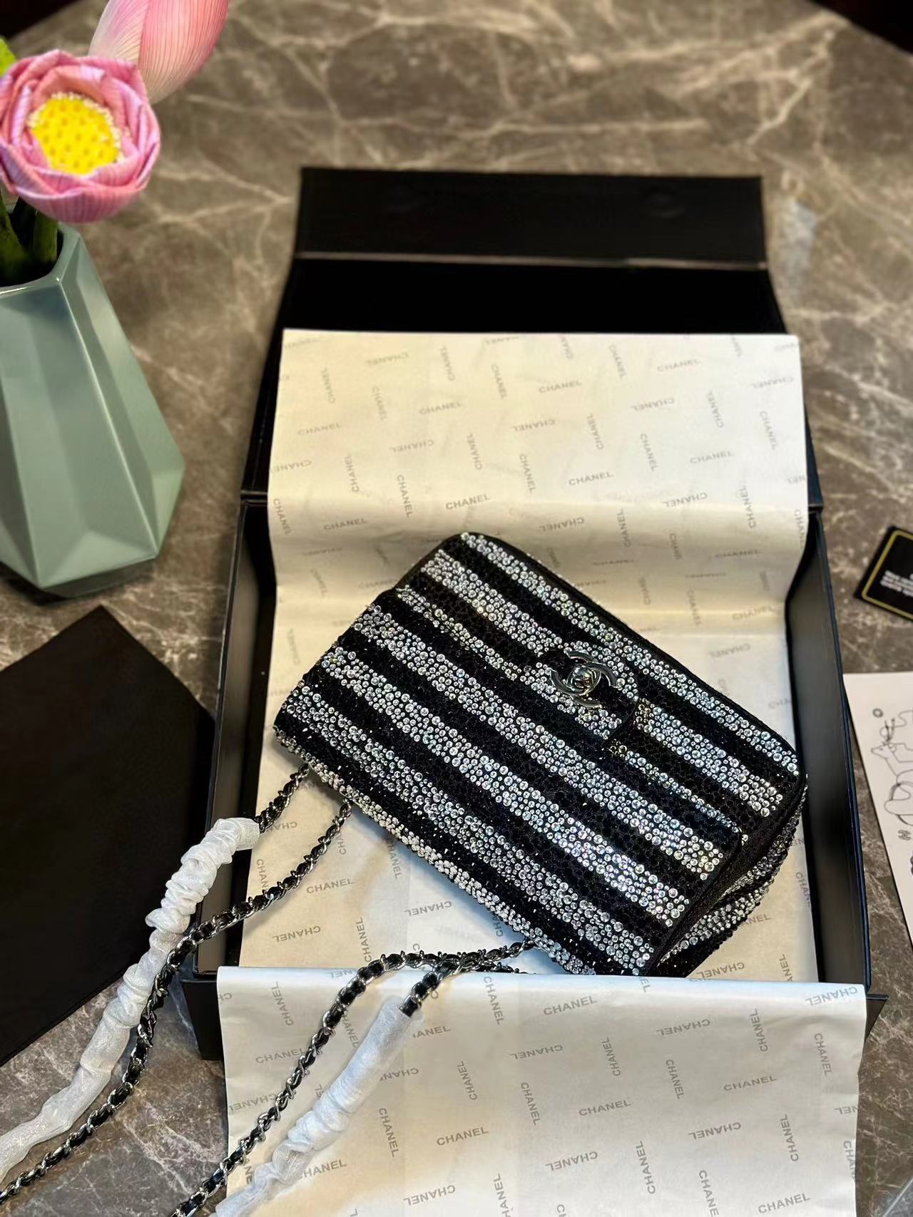 CHANE1 カスミソウ CF チェーンショルダー クロスボディバッグ【50％割引+送料無料】