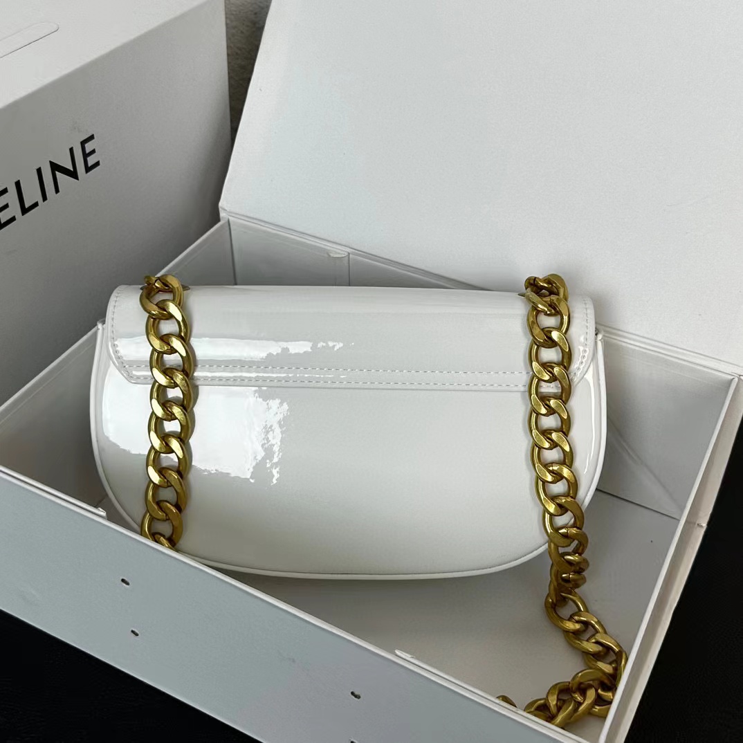 CEL1NE パテントレザー チェーン ハーフムーン バッグ【50％割引+送料無料】