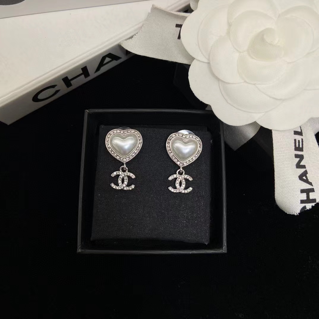 CHANE1 ハート ダブルC ピアス【50％割引+送料無料】