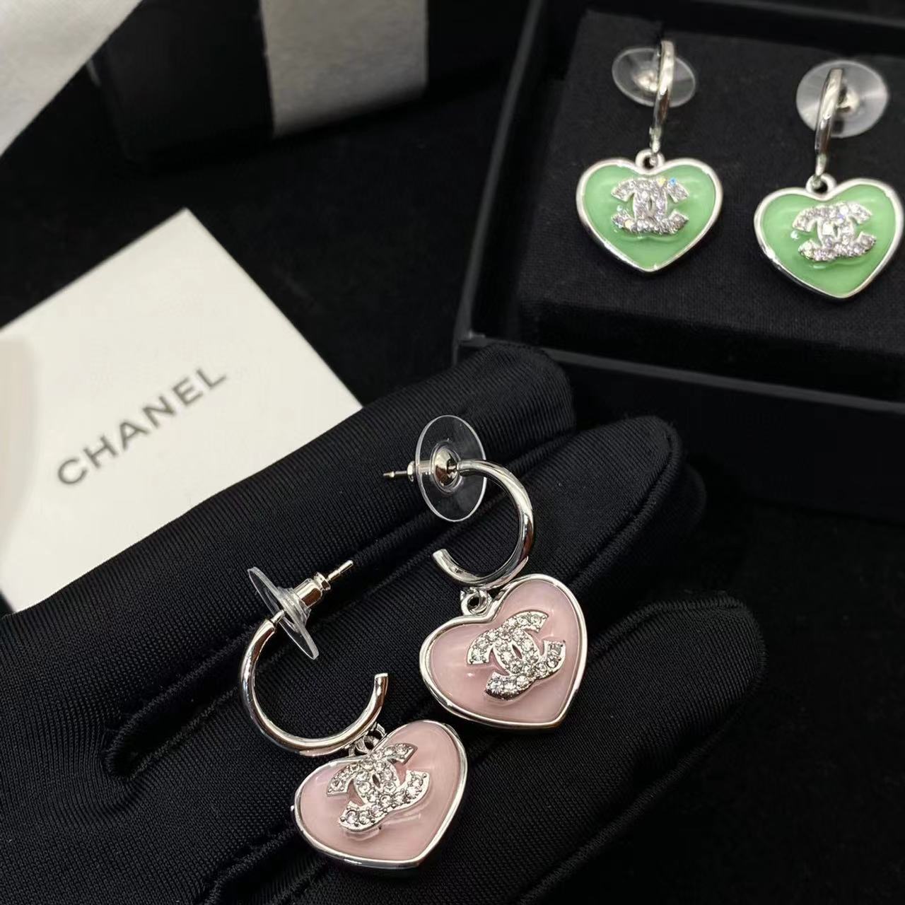 CHANE1 ダブルC ピーチハート ピアス【50％割引+送料無料】