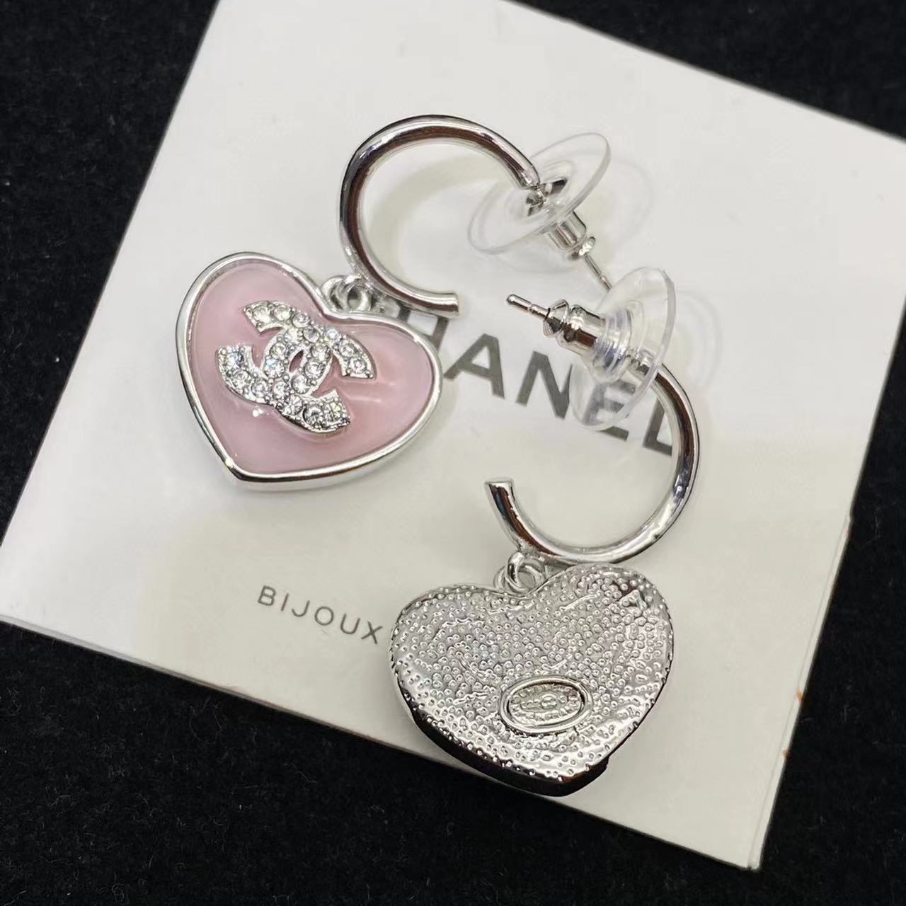 CHANE1 ダブルC ピーチハート ピアス【50％割引+送料無料】