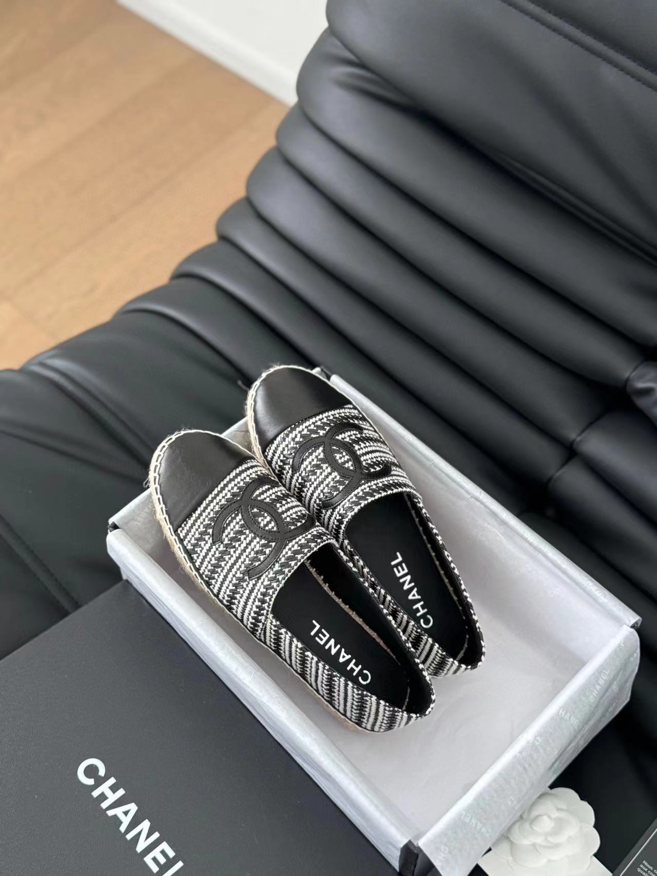 CHANE1 高品質ダブル C ロゴ フィッシャーマン シューズ【50％割引+送料無料】