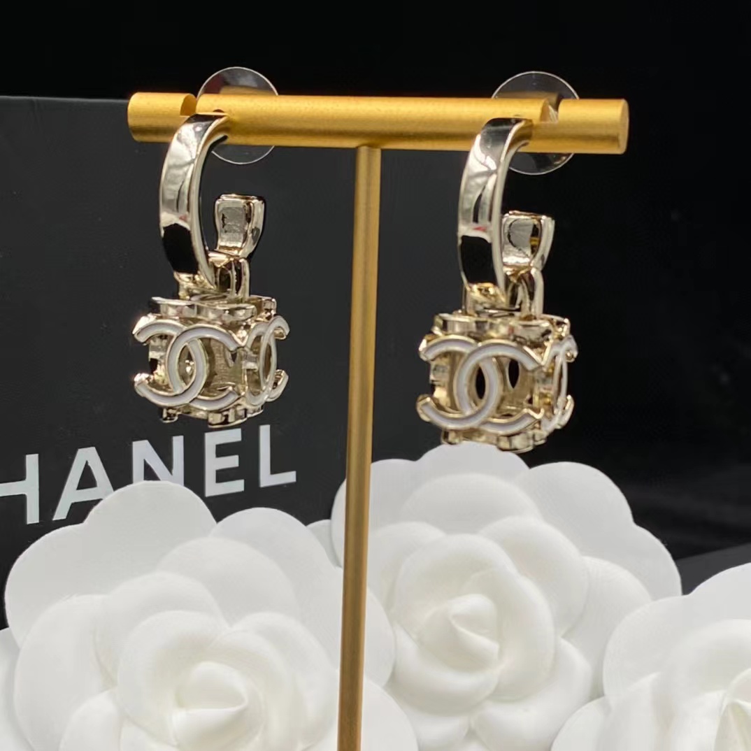 CHANE1 ダブルC スクエア スタッド ピアス【50％割引+送料無料】