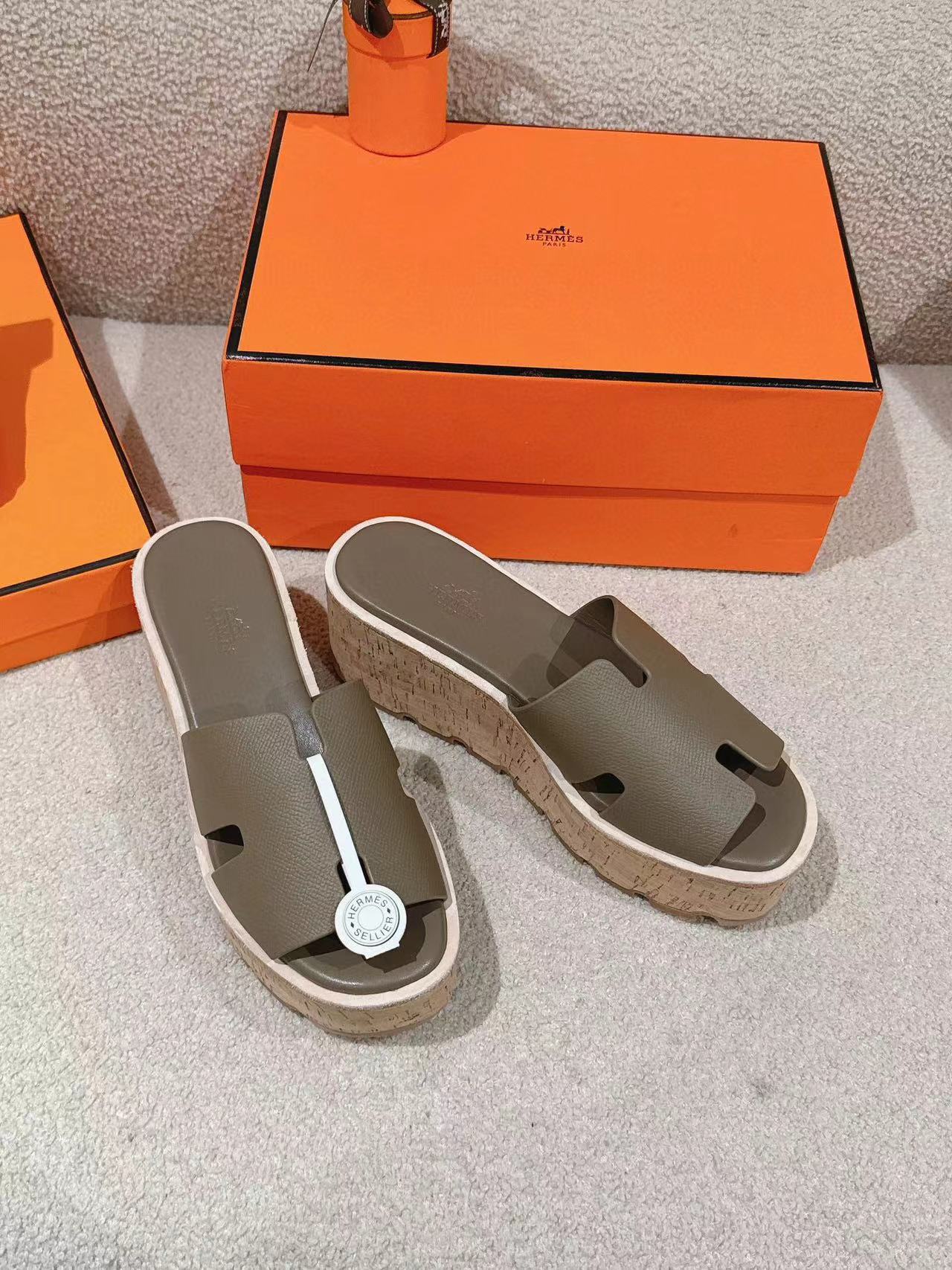 HERME5 高品質牛革厚底スリッパ【50％割引+送料無料】