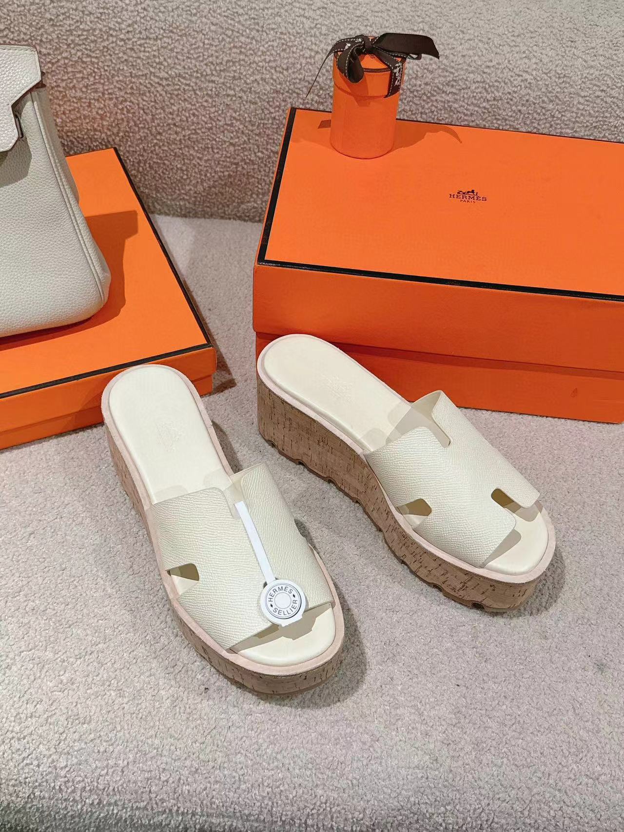 HERME5 高品質牛革厚底スリッパ【50％割引+送料無料】