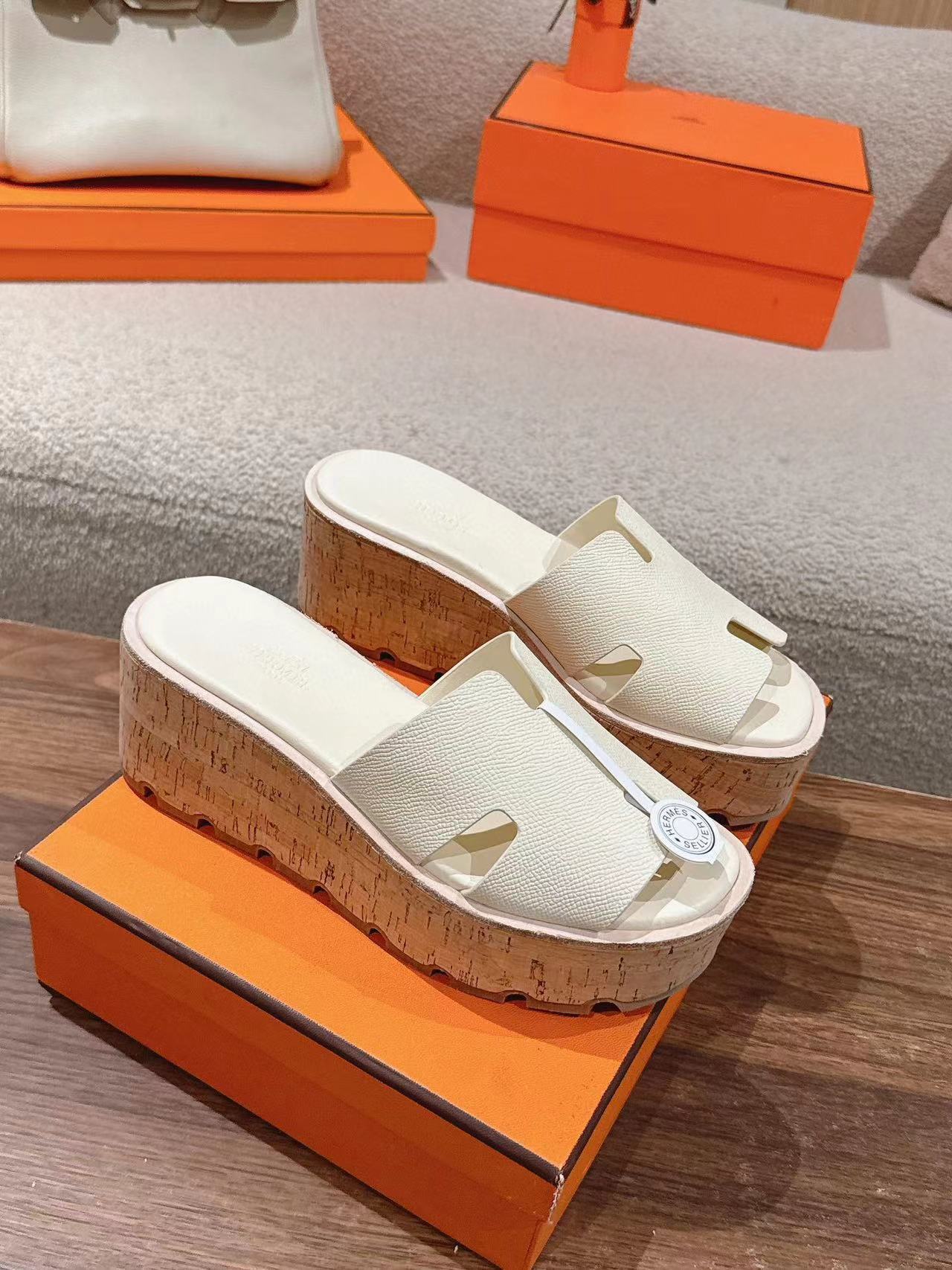 HERME5 高品質牛革厚底スリッパ【50％割引+送料無料】