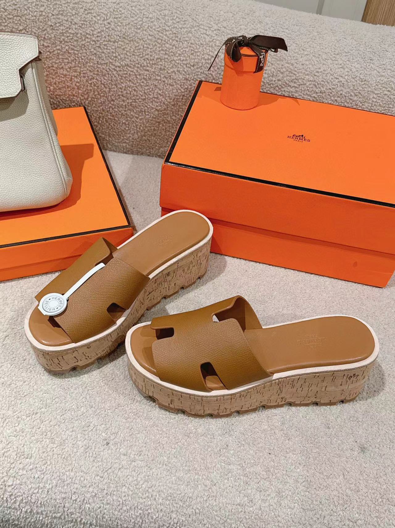 HERME5 高品質牛革厚底スリッパ【50％割引+送料無料】