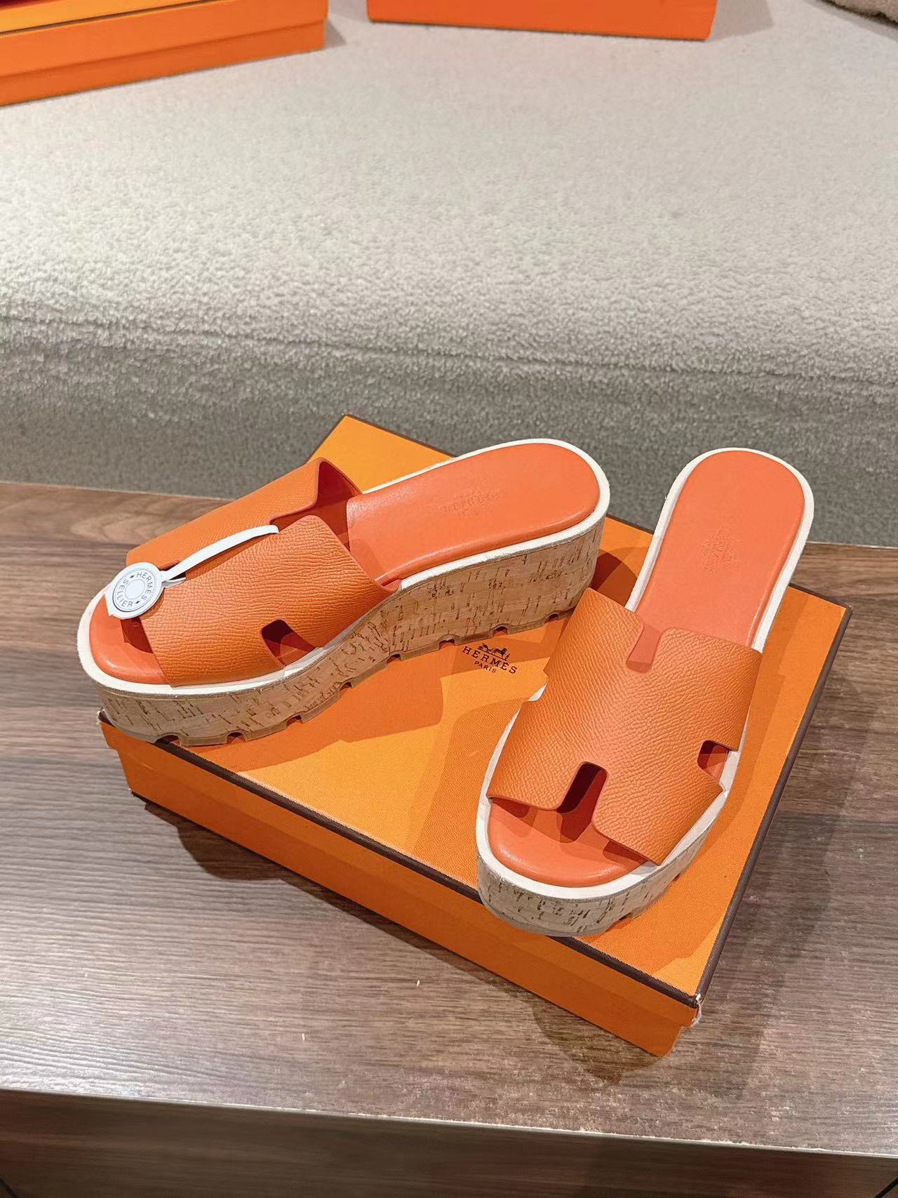 HERME5 高品質牛革厚底スリッパ【50％割引+送料無料】