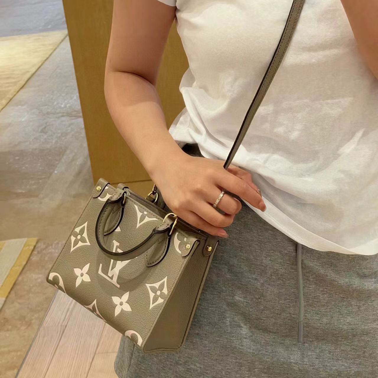 LV Onthego牛革ハンドバッグ【50％割引+送料無料】