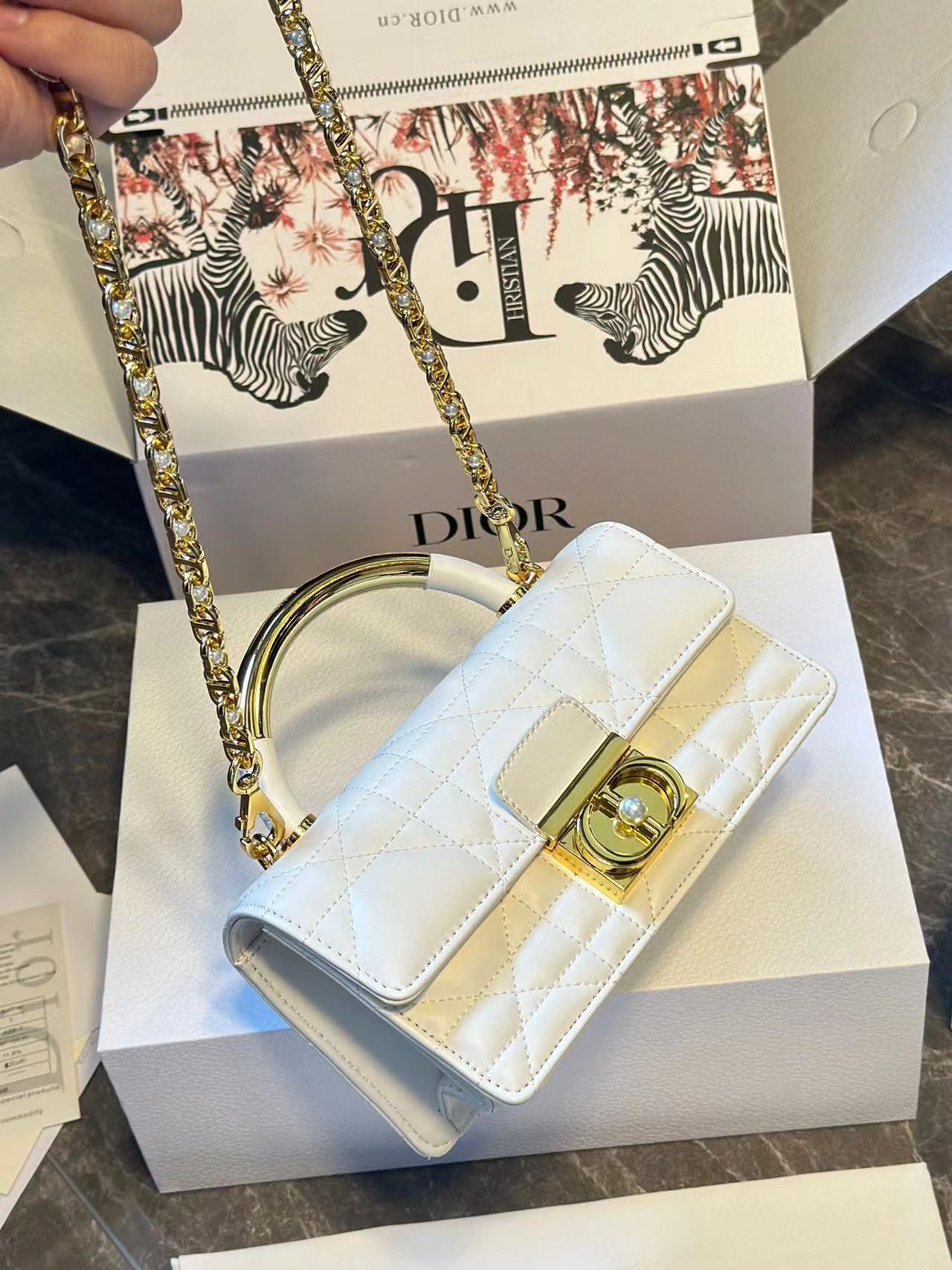 DI0R Angeパールチェーンハンドルバッグ【50％割引+送料無料】