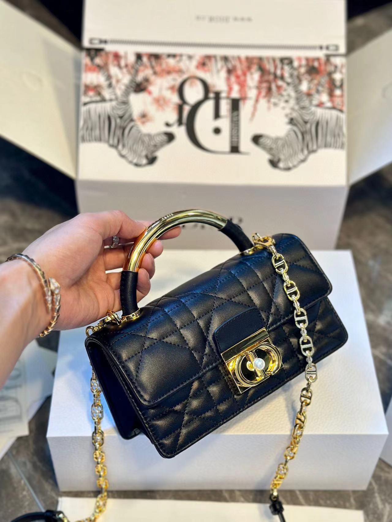 DI0R Angeパールチェーンハンドルバッグ【50％割引+送料無料】