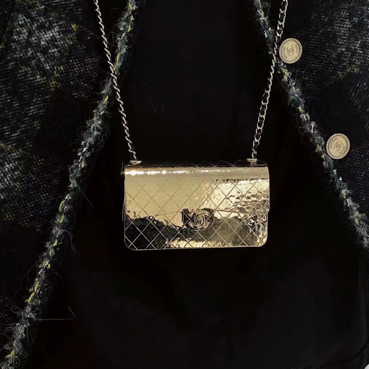 CHANE1 メタルイブニングバッグ【50％割引+送料無料】