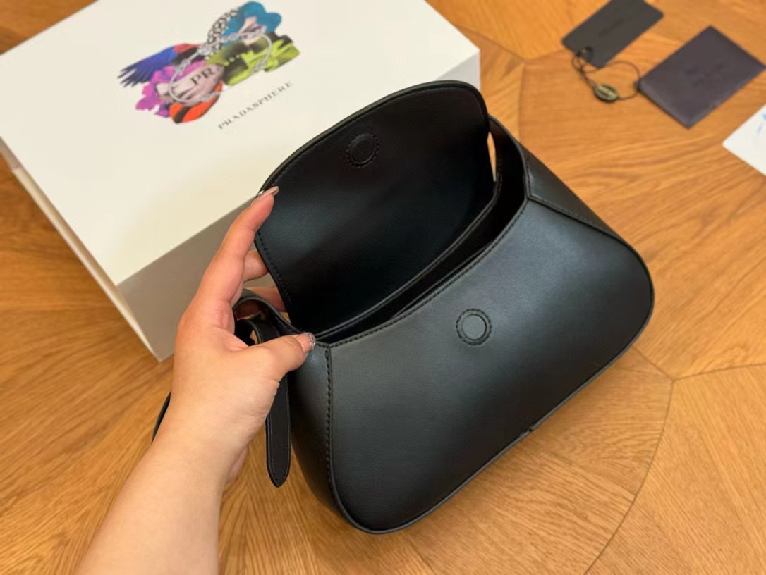 PR4DA 牛革アンダーアームバッグ ccv【50％割引+送料無料】