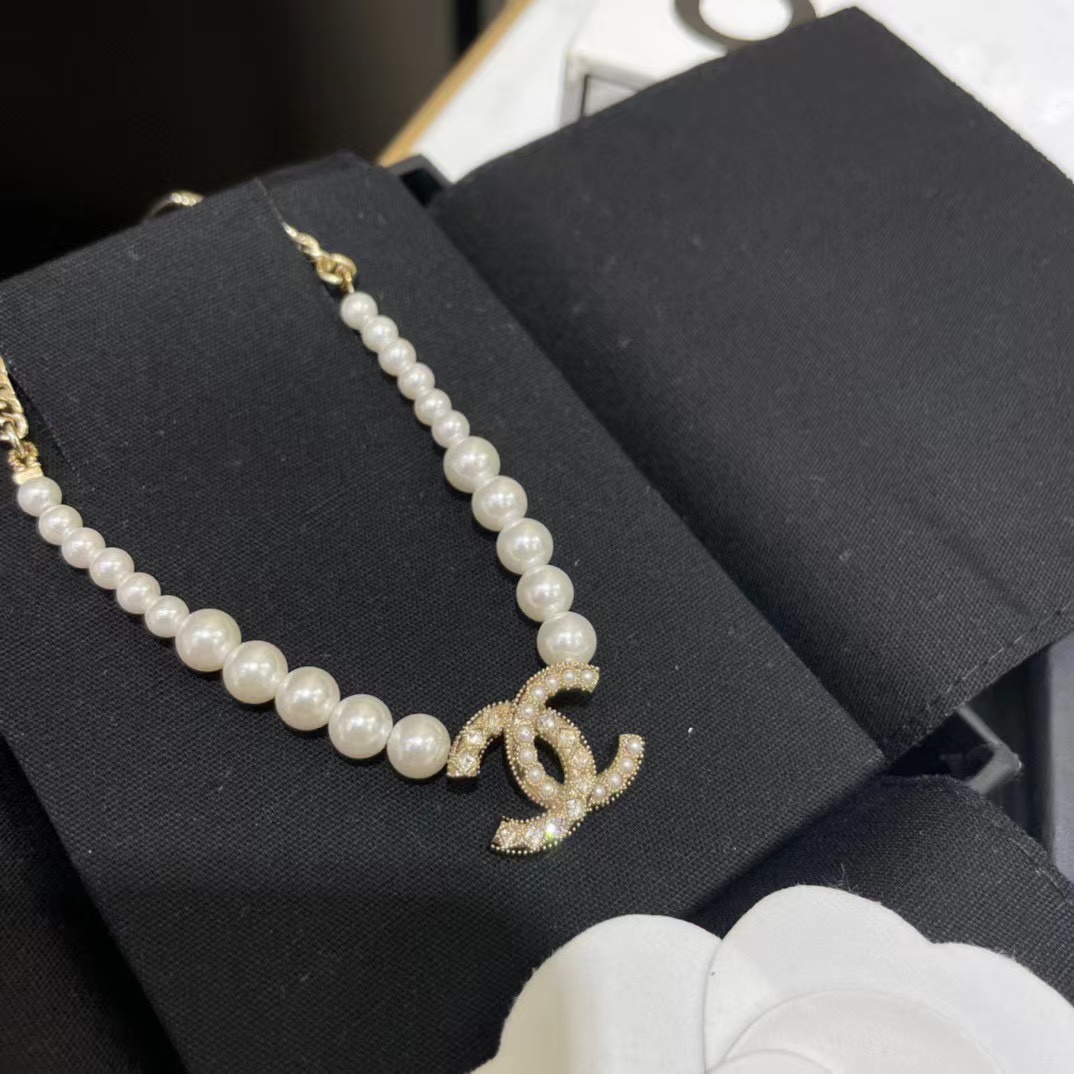 CHANE1 ラージパール ダブルC ネックレス【50％割引+送料無料】