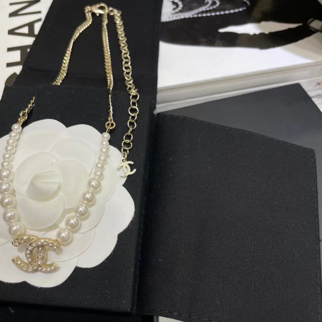 CHANE1 ラージパール ダブルC ネックレス【50％割引+送料無料】