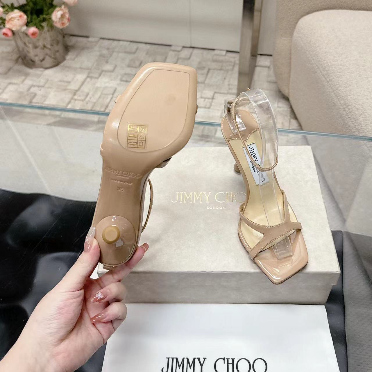 jimmy choo高品質のパテントレザーのハイヒールサンダル【50％割引+送料無料】
