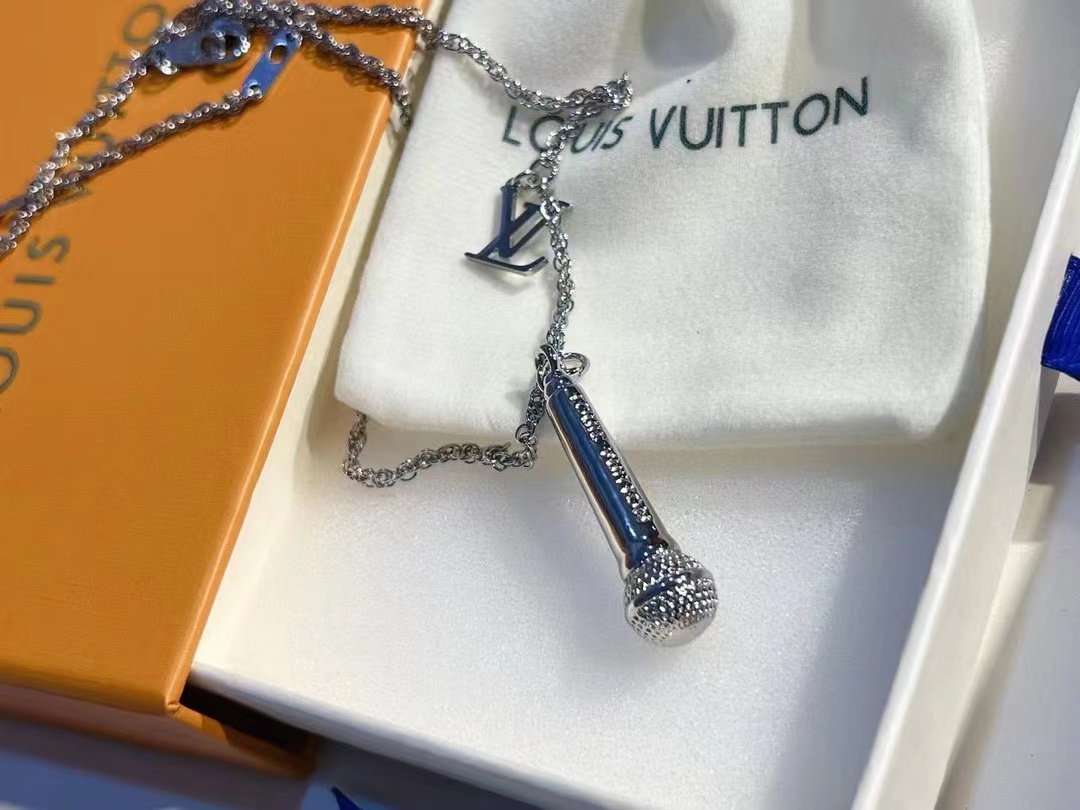 LVマイクロゴ メンズネックレス【50％割引+送料無料】