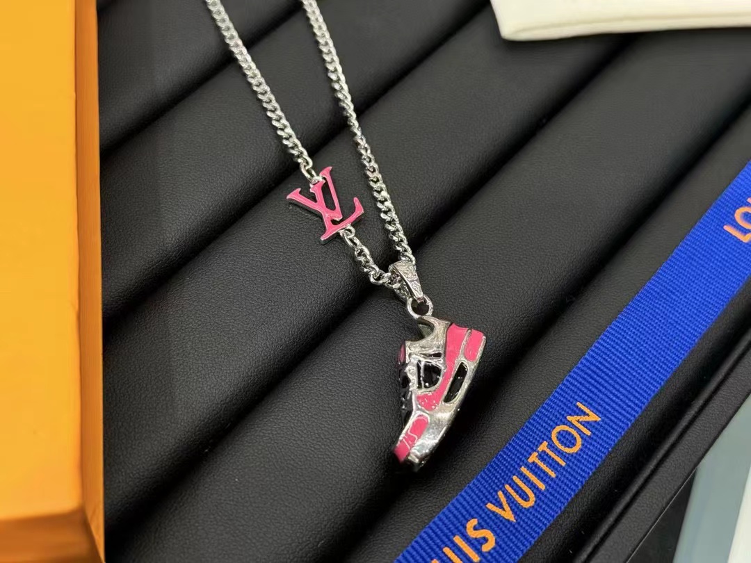 LV シューシェイプ ユニセックス ネックレス【50％割引+送料無料】