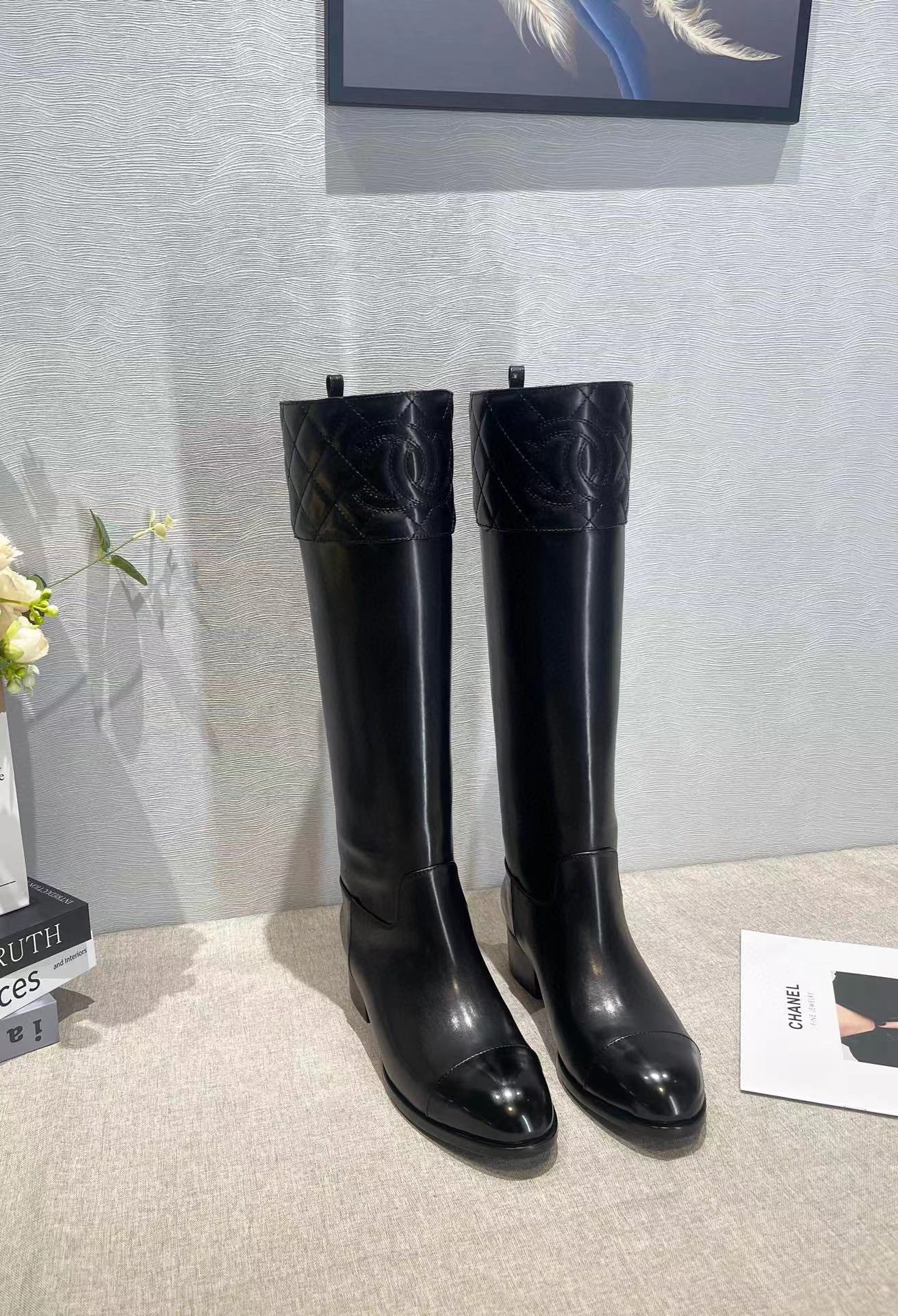 CHANE1 高品質 ダブルC 牛革 ロングブーツ【50％割引+送料無料】