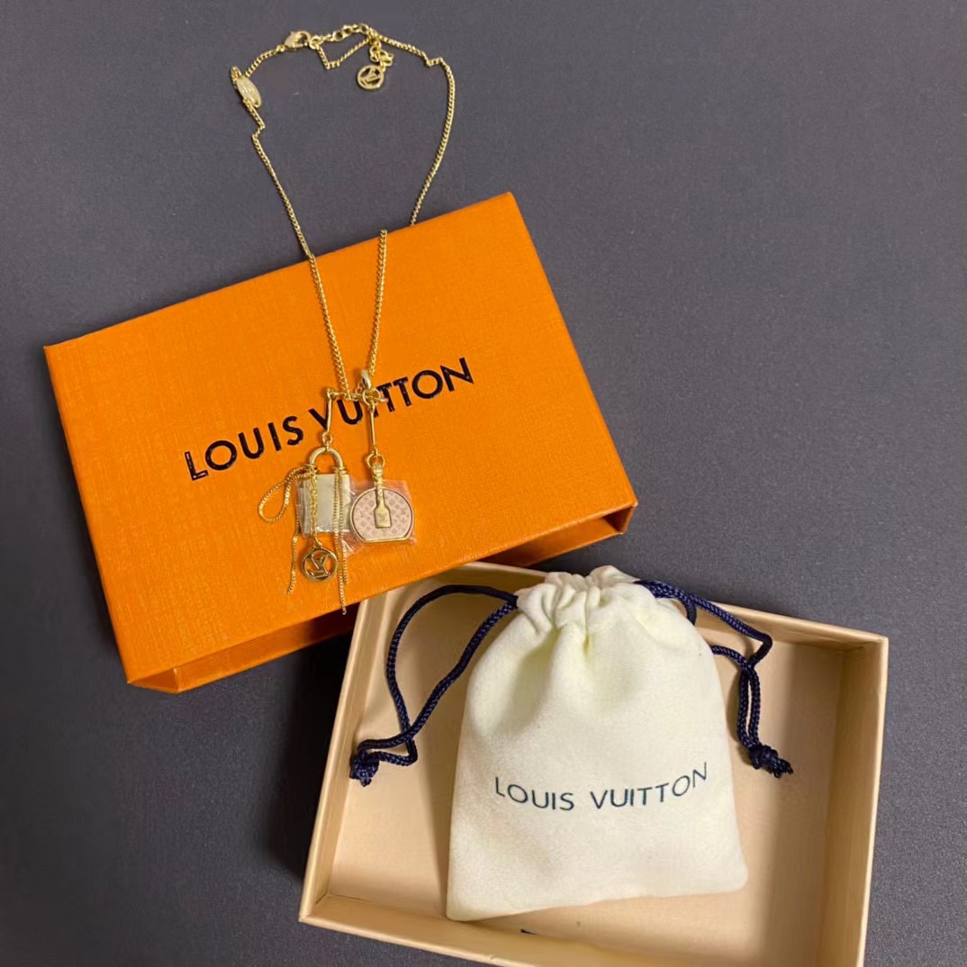 LVロックネックレス【50％割引+送料無料】