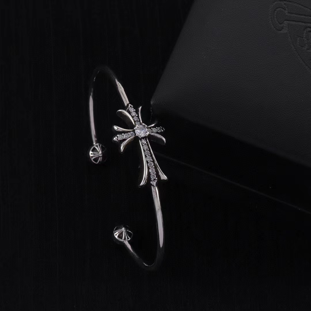 Chr0me Hearts ダイヤモンドクロスブレスレット【50％割引+送料無料】