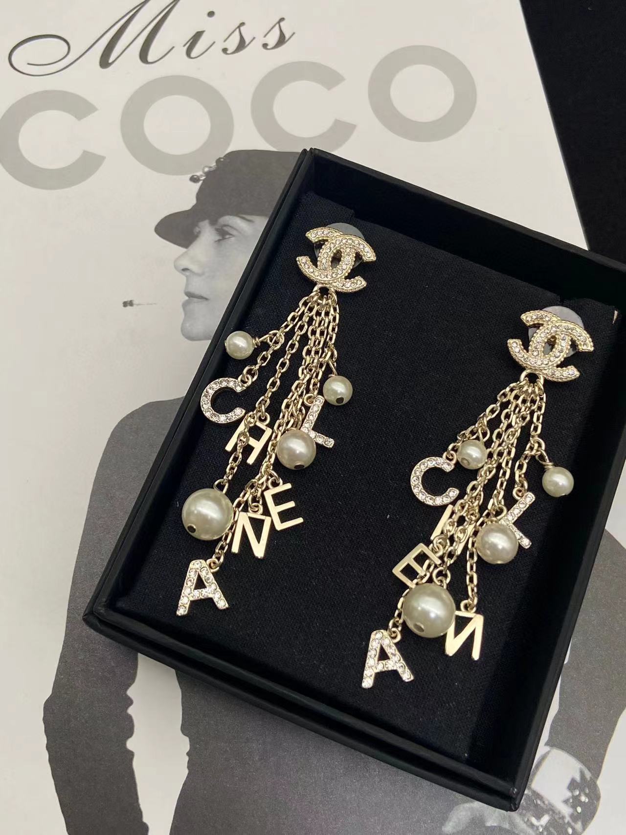 CHANE1 タッセルパールイヤリング【50％割引+送料無料】