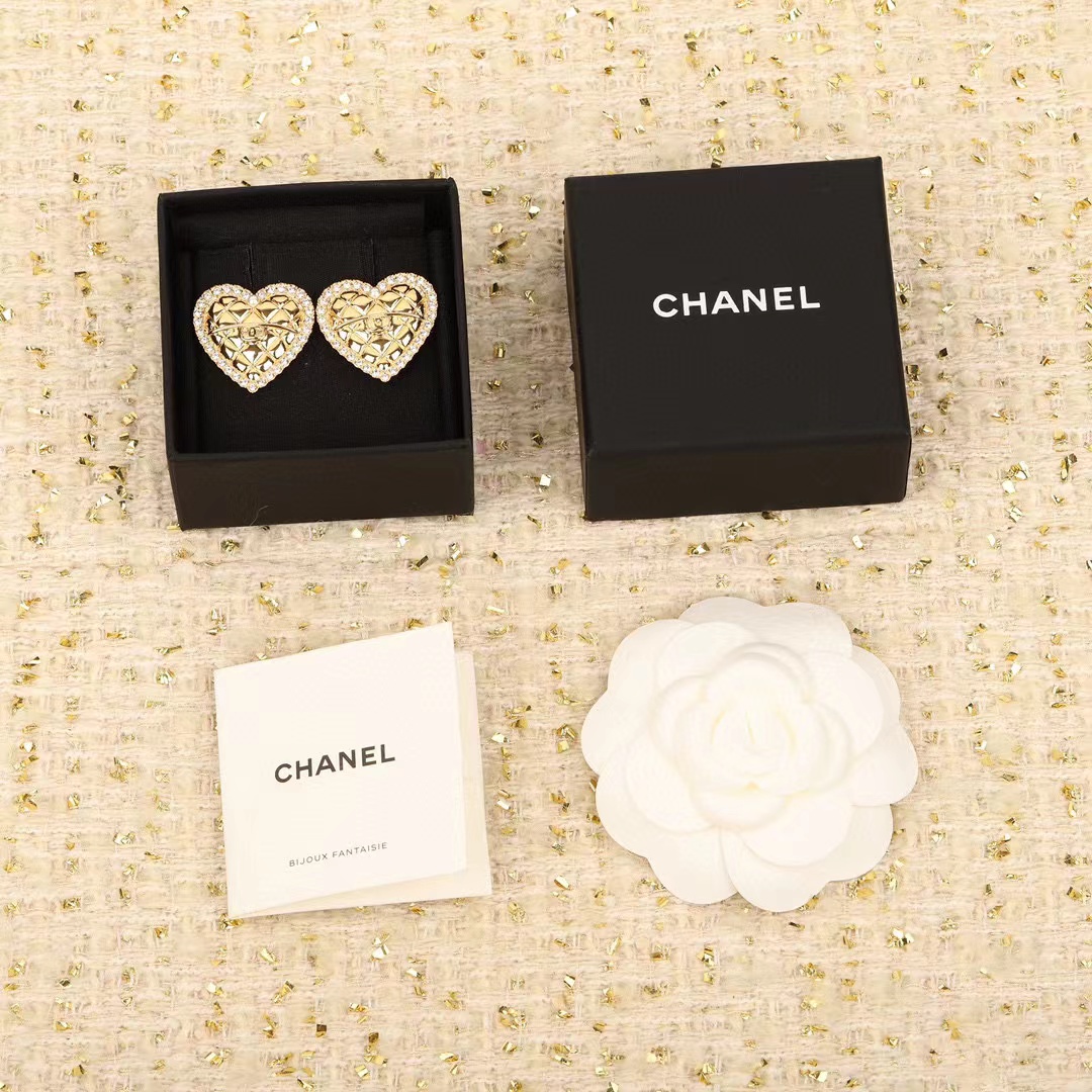 CHANE1 ダイヤモンド ハート スタッド ピアス【50％割引+送料無料】