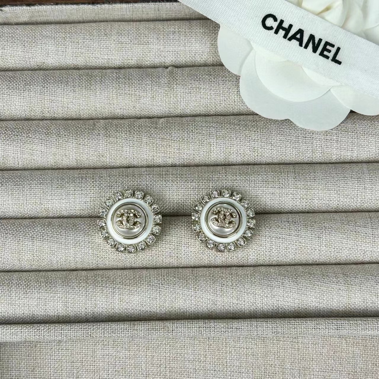 CHANE1 ひまわり スクエア ダイヤモンド パール イヤリング【50％割引+送料無料】